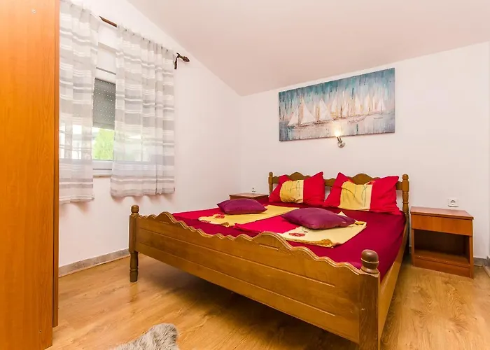 Apartment Zdenko Vir