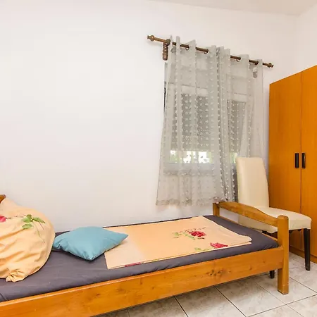 Zdenko Apartmán Vir